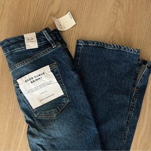 GOOD AMERICAN GOOD CURVE SKINNY JEANS IN BLUE814